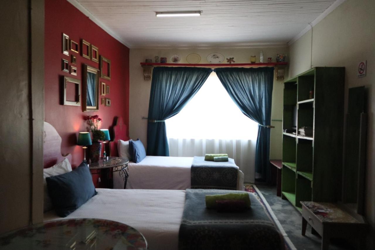 Rocks & Roses Farm Stay Lochiel Dış mekan fotoğraf