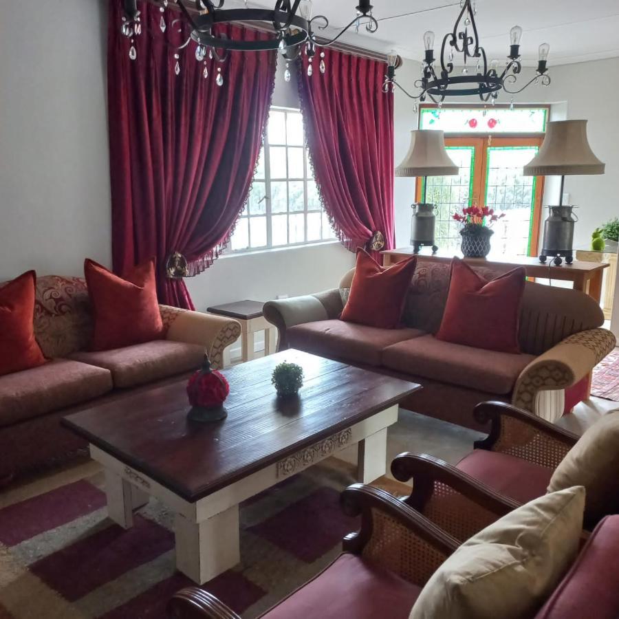 Rocks & Roses Farm Stay Lochiel Dış mekan fotoğraf